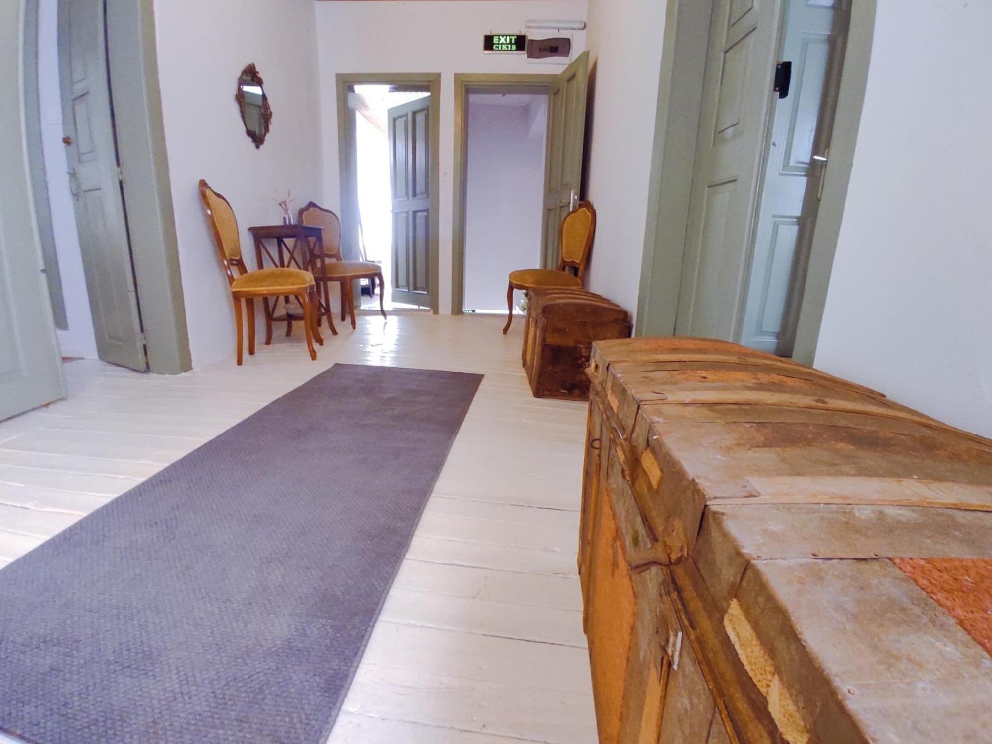 Kidoni Macaron Guesthouse ไอวาลิค ภายนอก รูปภาพ